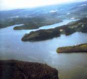 Lac en pleine eau